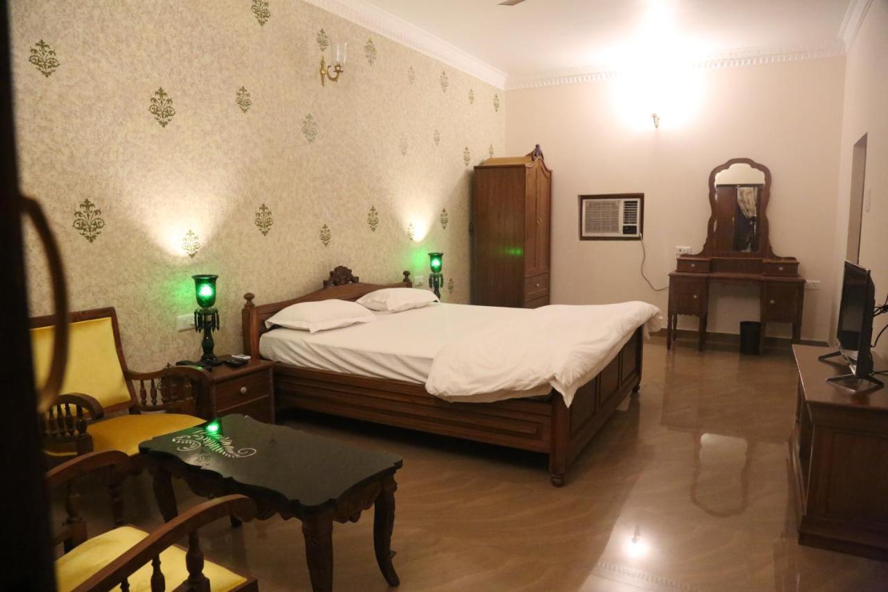 Vijaigarh Kothi - Heritage Boutique Varanasi Esterno foto