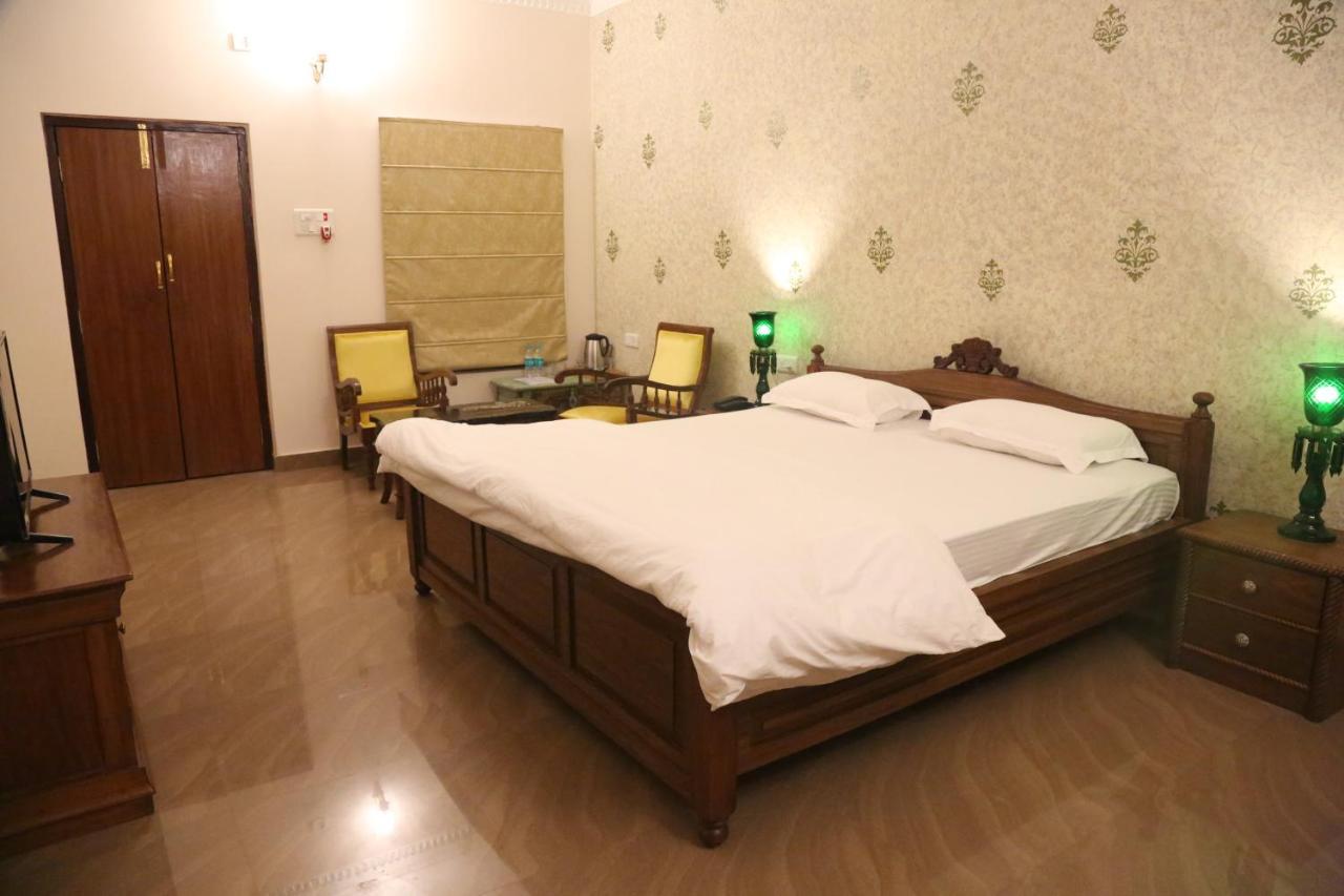 Vijaigarh Kothi - Heritage Boutique Varanasi Esterno foto